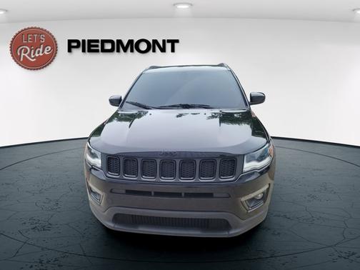 Diamond Black Crystal Pearlcoat 2020 Jeep Compass Altitude