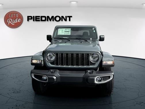 2025 Jeep Gladiator Sport S