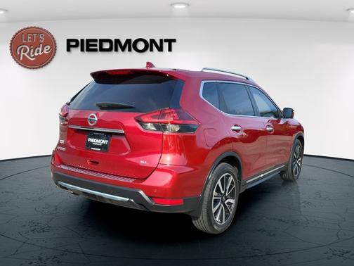 2020 Nissan Rogue SL