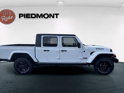 2025 Jeep Gladiator Willys