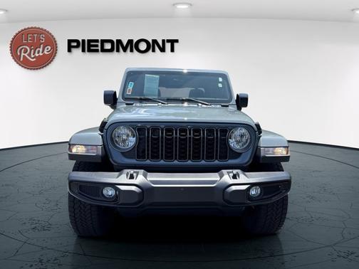 2024 Jeep Gladiator Nighthawk