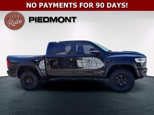 Diamond Black Crystal Pearlcoat 2026 RAM 1500 RHO
