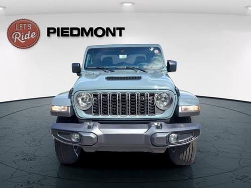 2025 Jeep Gladiator Sport S