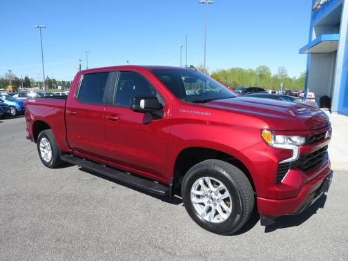 Cherry Red 2022 Chevrolet Silverado 1500 RST