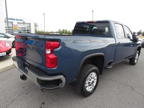 Lakeshore Blue 2025 Chevrolet Silverado 2500 LT