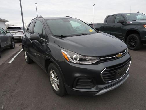 Nightfall Gray 2017 Chevrolet Trax LT