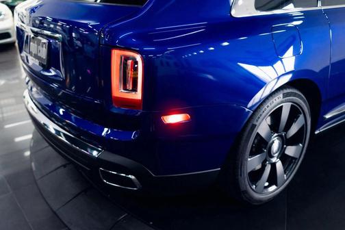 2021 Rolls-Royce Cullinan Sport Utility 4D