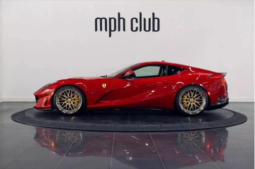 2018 Ferrari 812 Superfast Base