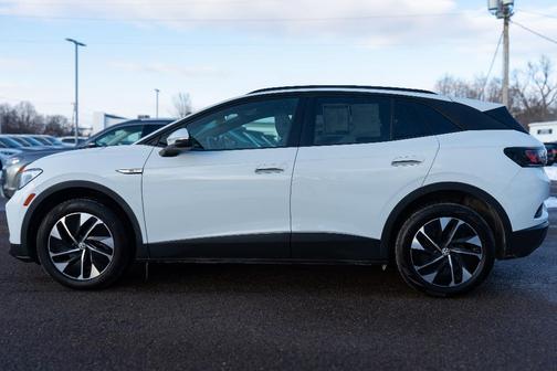 2022 Volkswagen ID.4 Pro