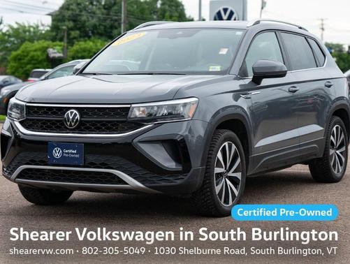 Pure Gray 2023 Volkswagen Taos 1.5T SE