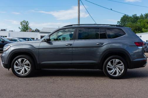 2022 Volkswagen Atlas 3.6 SE w/ Technology