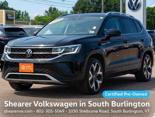 Deep Black Pearl Effect 2023 Volkswagen Taos 1.5T SEL