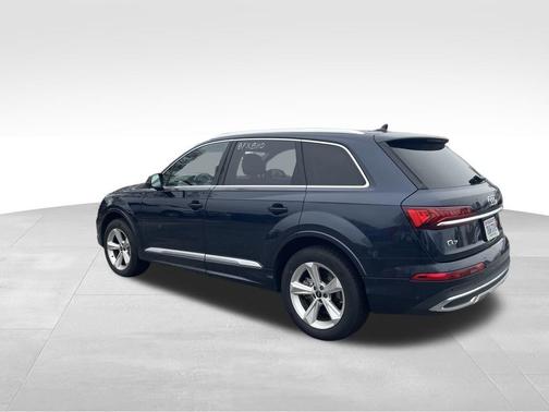 2024 Audi Q7 45 Premium Plus