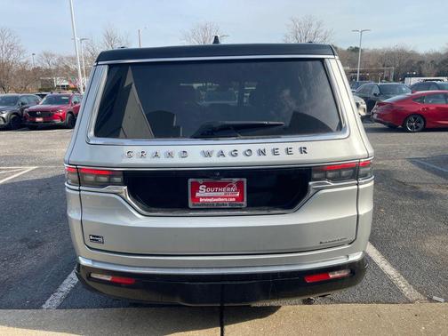 2024 Jeep Grand Wagoneer L Series III 4x4