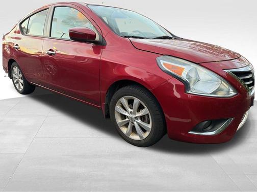 2015 Nissan Versa 1.6 SL