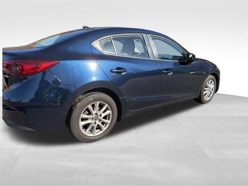 2016 Mazda Mazda3 i Touring