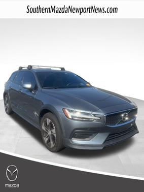 2020 Volvo V60 Cross Country T5