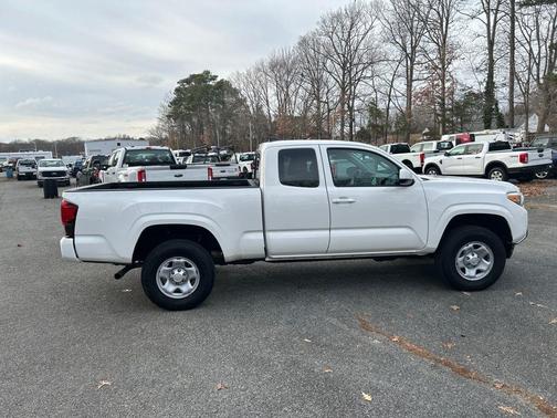 2023 Toyota Tacoma SR