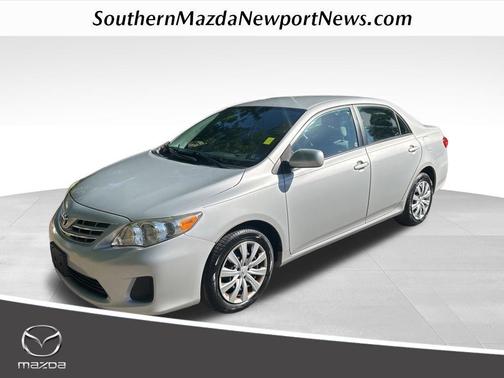 Classic Silver Metallic 2013 Toyota Corolla LE