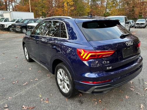 2025 Audi Q3 Premium 45 TFSI S line quattro Tiptronic