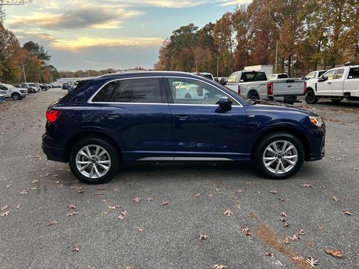 2025 Audi Q3 Premium 45 TFSI S line quattro Tiptronic