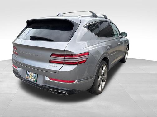 Savile Silver 2023 Genesis GV80 3.5T
