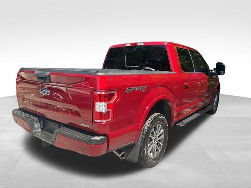 Ruby Red Metallic Tinted Clearcoat 2019 Ford F-150 XLT
