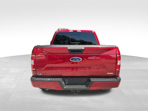 Ruby Red Metallic Tinted Clearcoat 2019 Ford F-150 XLT