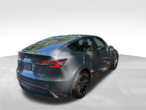 Midnight Silver Metallic 2023 Tesla Model Y Performance Dual Motor All-Wheel Drive