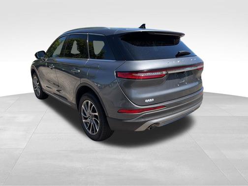 Asher Gray Metallic Clearcoat 2022 Lincoln Corsair Standard