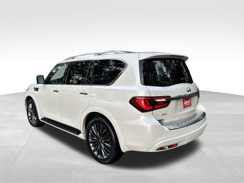 2021 INFINITI QX80 SENSORY AWD