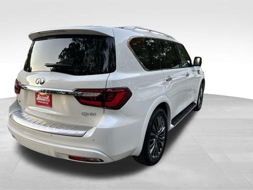 2021 INFINITI QX80 SENSORY AWD