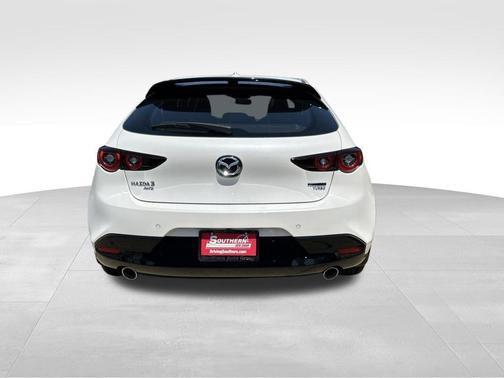 Snowflake White Pearl Mica 2026 Mazda Mazda3 2.5 Turbo AWD