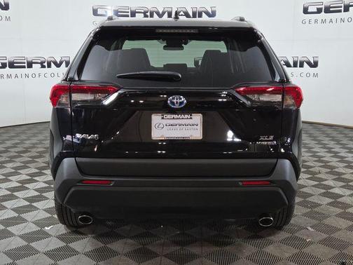 2021 Toyota RAV4 Hybrid XLE Premium