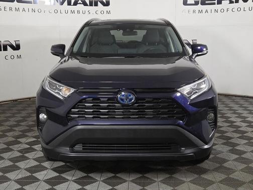 2020 Toyota RAV4 Hybrid XLE