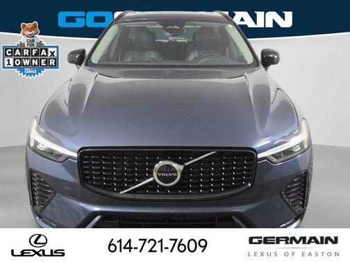 2024 Volvo XC60 B5 Core Dark Theme