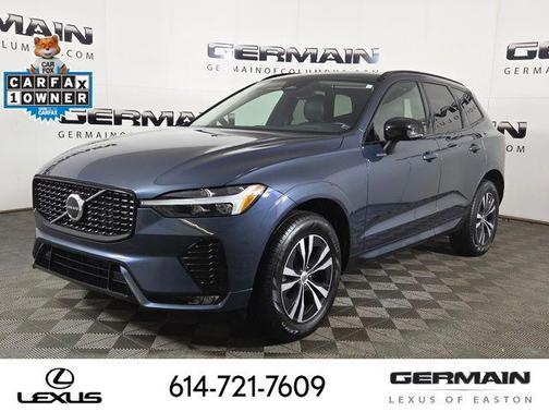 2024 Volvo XC60 B5 Core Dark Theme