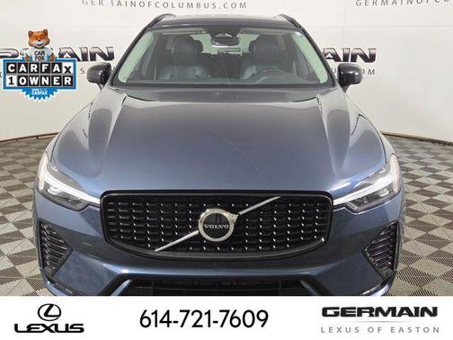 2024 Volvo XC60 B5 Core Dark Theme