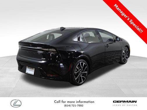 2025 Toyota Prius Plug-In Hybrid SE