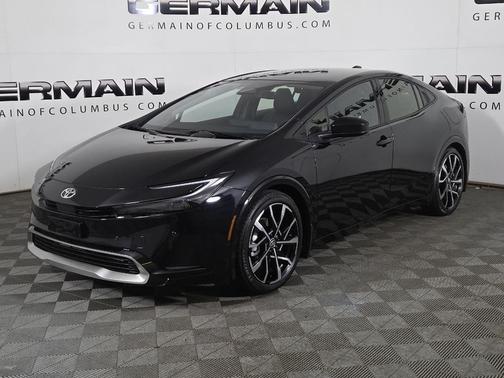 2025 Toyota Prius Plug-In Hybrid SE