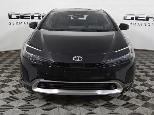 2025 Toyota Prius Plug-In Hybrid SE