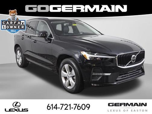Onyx Black Metallic 2022 Volvo XC60 B5 Momentum