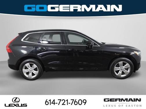 2022 Volvo XC60 B5 Momentum