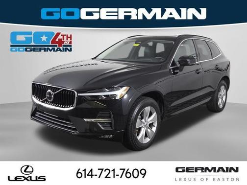 Onyx Black Metallic 2022 Volvo XC60 B5 Momentum