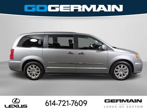 Billet Silver Metallic Clearcoat 2016 Chrysler Town & Country Touring