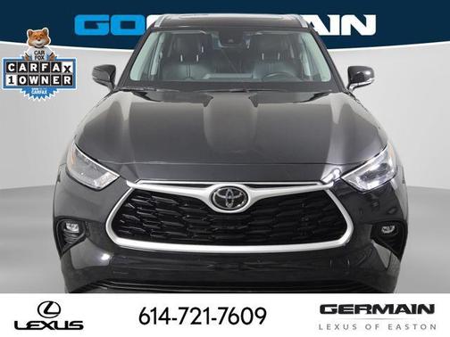 Midnight Black Metallic 2023 Toyota Highlander XLE