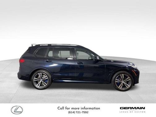 2022 BMW X7 M50i