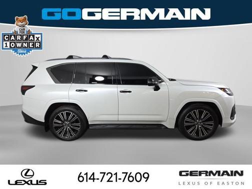 Eminent White Pearl 2025 Lexus LX 600 Luxury