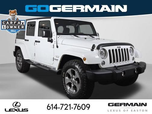 Bright White Clearcoat 2017 Jeep Wrangler Unlimited Sahara