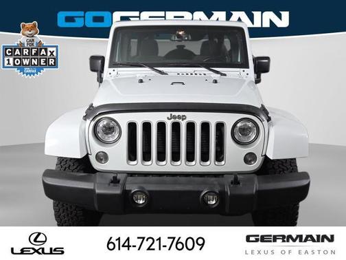Bright White Clearcoat 2017 Jeep Wrangler Unlimited Sahara